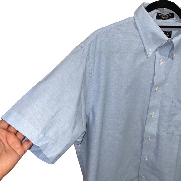 The Arrow Company Men's Wrinkle Free Oxford Cotton Blend 17 1/2 Short Sleeve - Picture 2 of 10